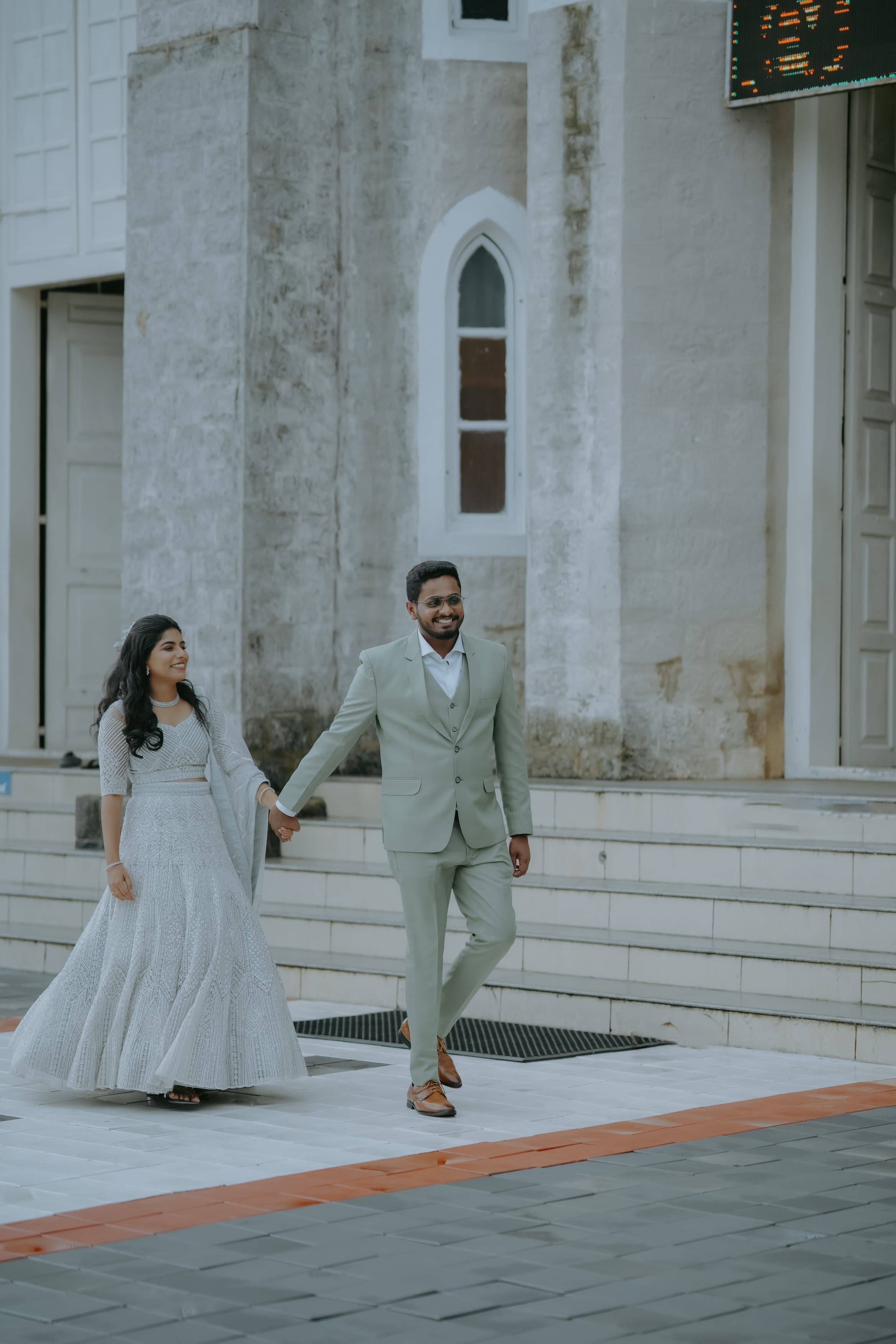 The guitarist in the concert.